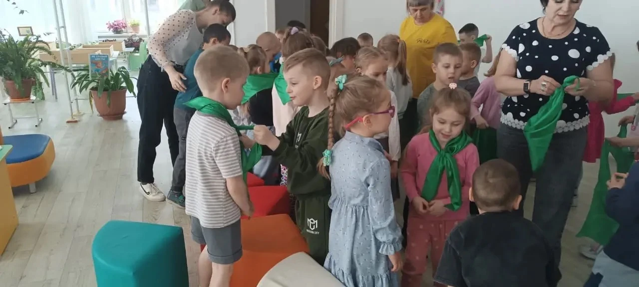 🍀 25 апреля — Всероссийский «День Эколят»! 🍀  Сегодня в нашей группе произошло по-настоящему знамена
