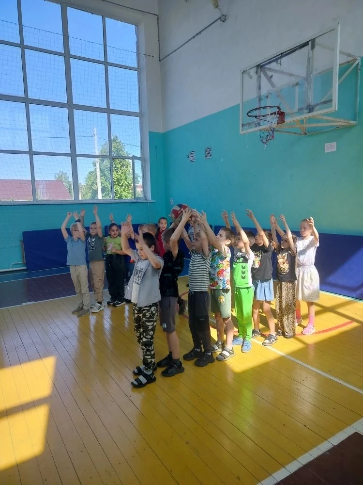 8 июня 2026 года в спортивном зале нашей школы царила атмосфера настоящего праздника здоровья и бодр
