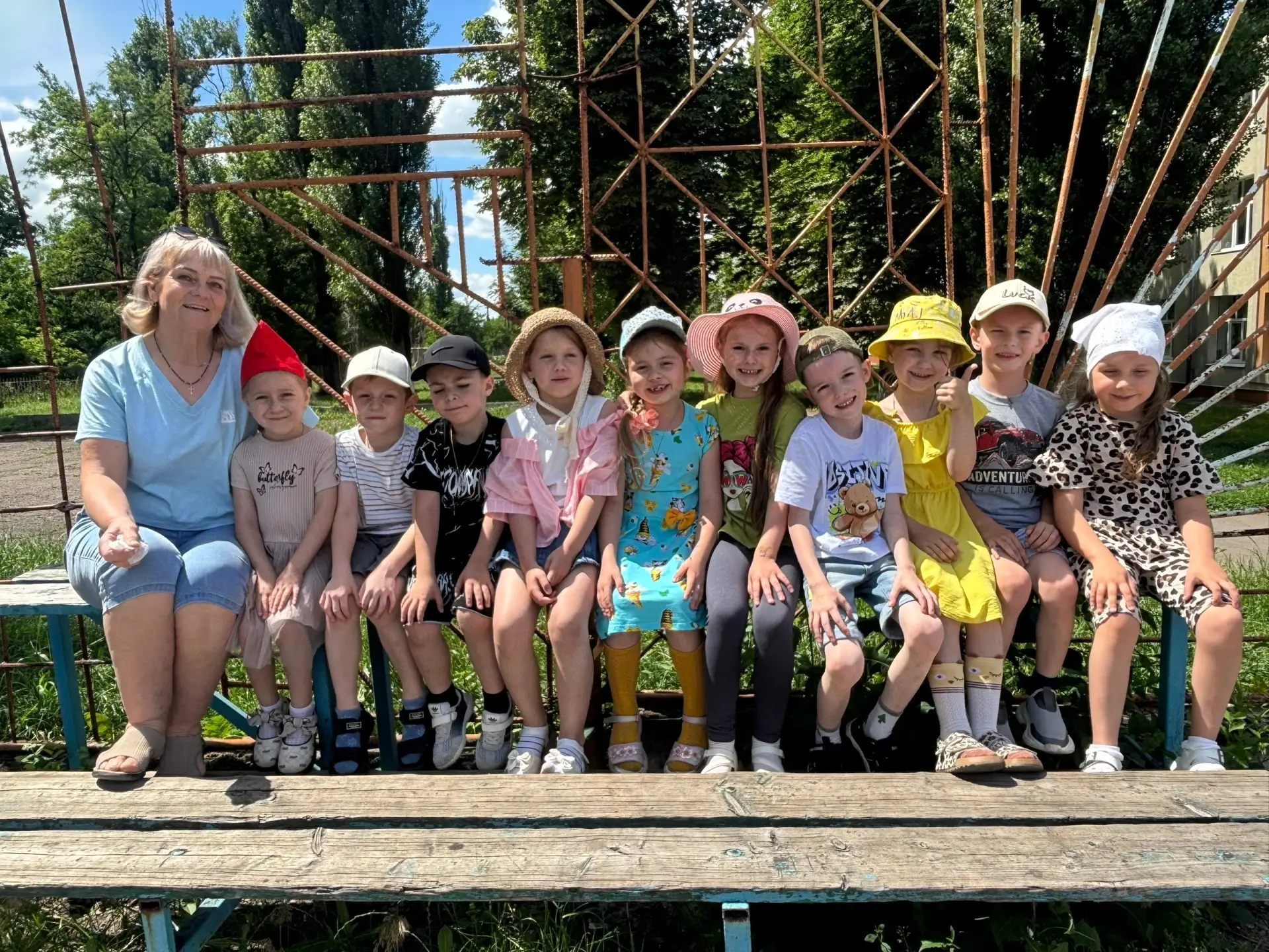 ⛱️☀️Летняя пора для детей- самое прекрасное время года. Летом можно радоваться солнцу ☀️и теплым ден