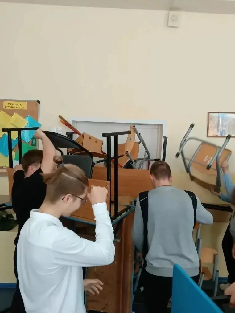 Безопасность превыше всего! 🚨 Сегодня в МБОУ «Эффективная школа» (корпус 4, школа №5) – день повышен