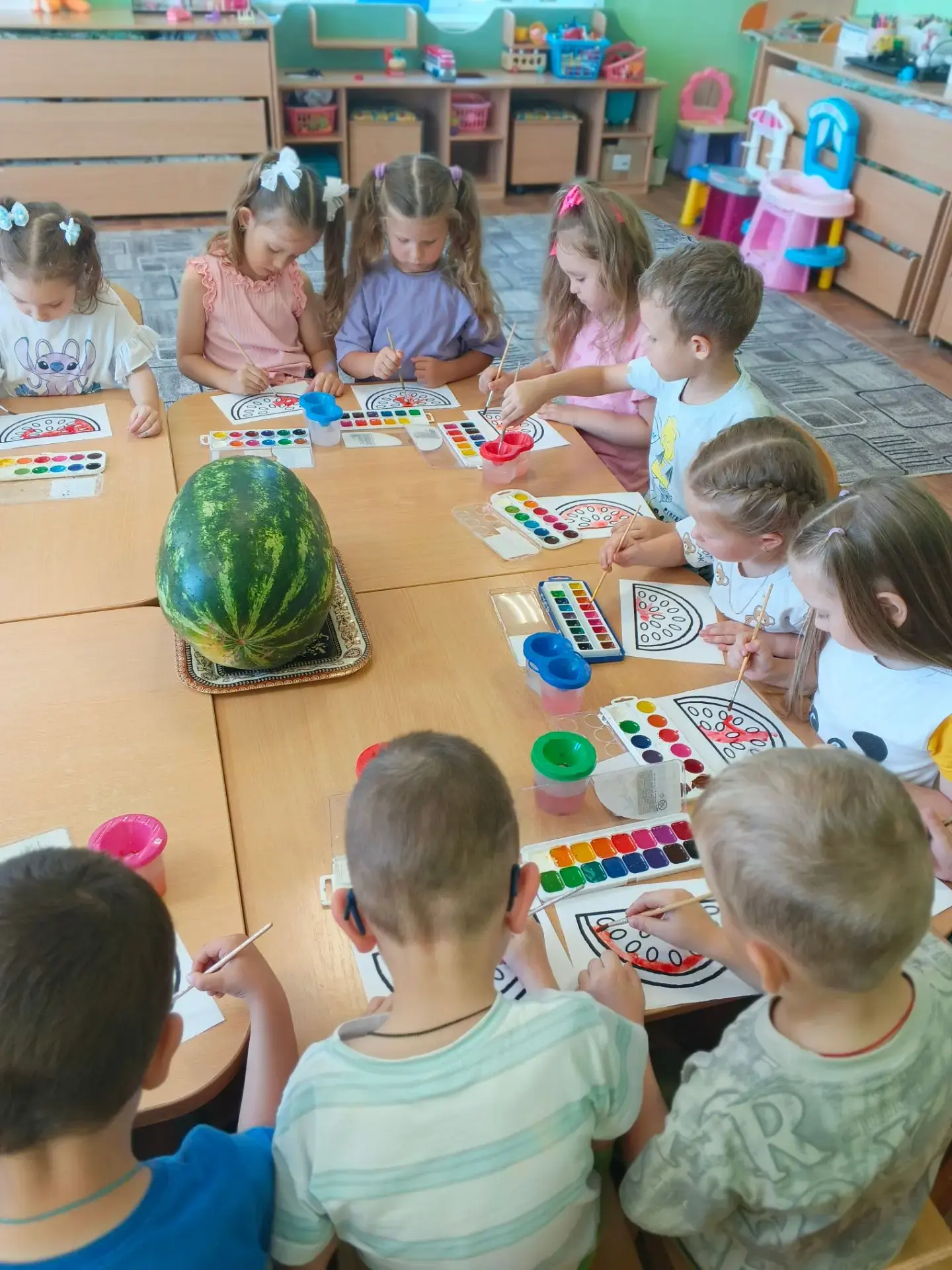 Посмотри, каков Арбуз,