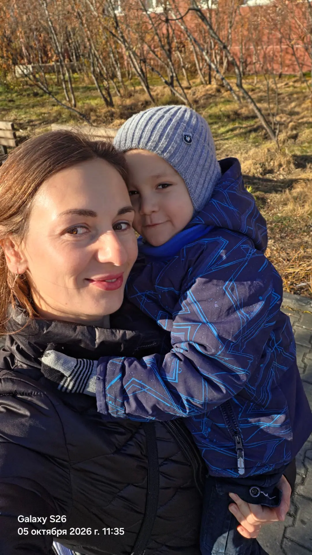 Вчера начала писать этот пост, но закрутилась и не отправила. А утром, глядя на Лунтика...