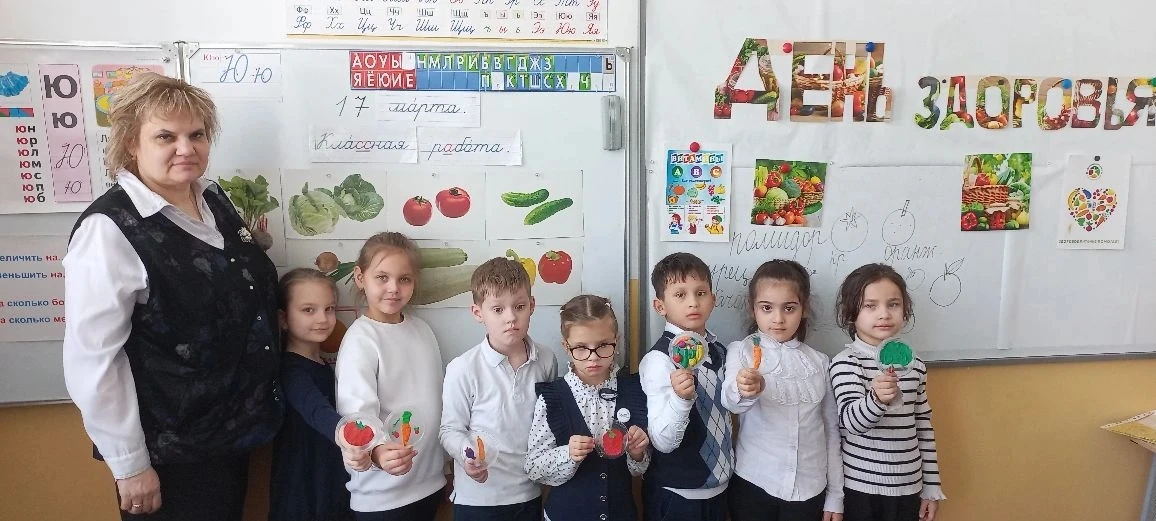 ➡ ДЕНЬ ЗДОРОВЬЯ   💪 Обучающиеся 4 "В класса приняли участие во Всероссийской акции "Будь здоров".  ✅