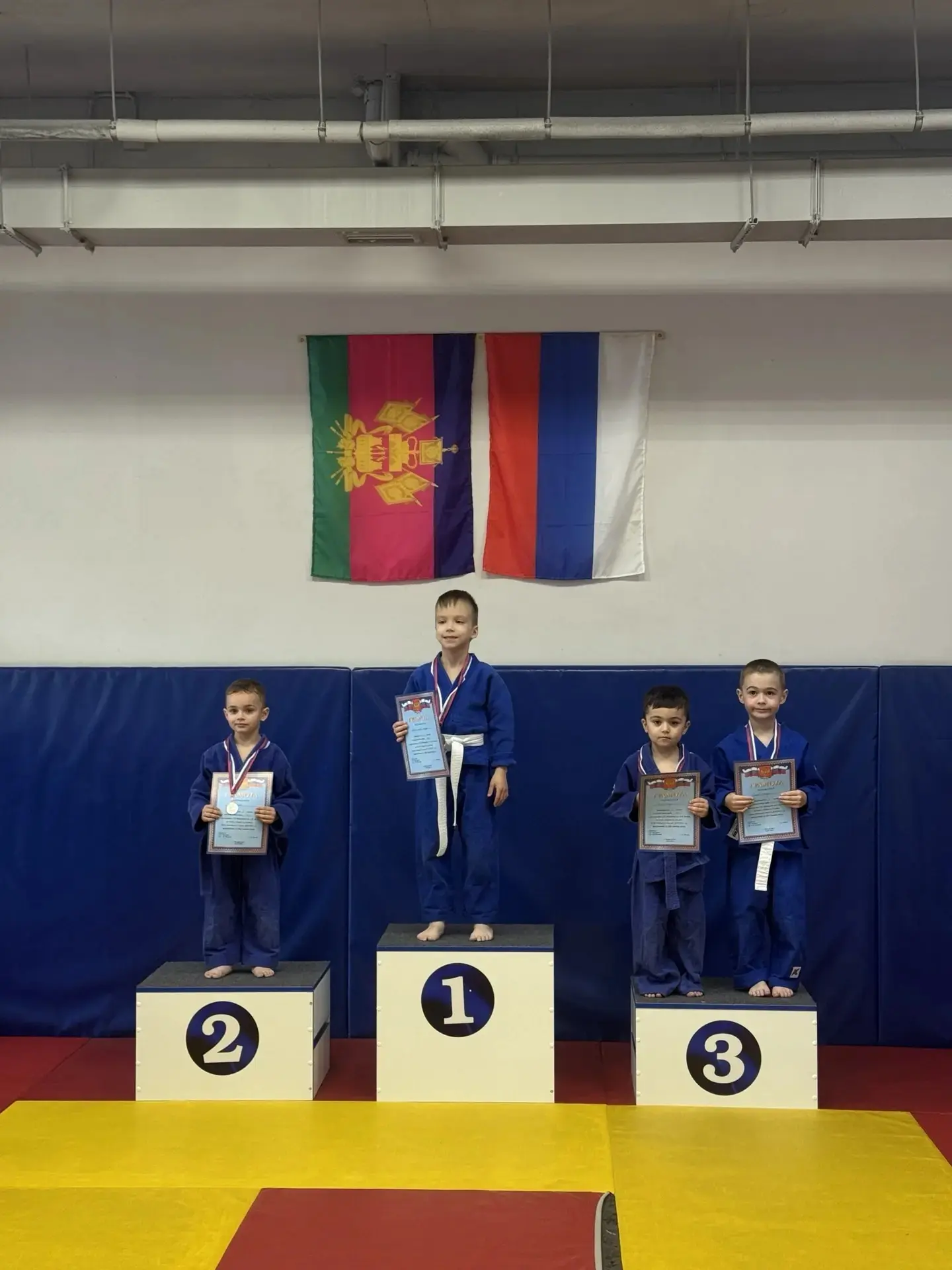 🥋 Гордость за наших маленьких чемпионов!

В спортивном клубе «Патриот» прошли захватывающие соревно