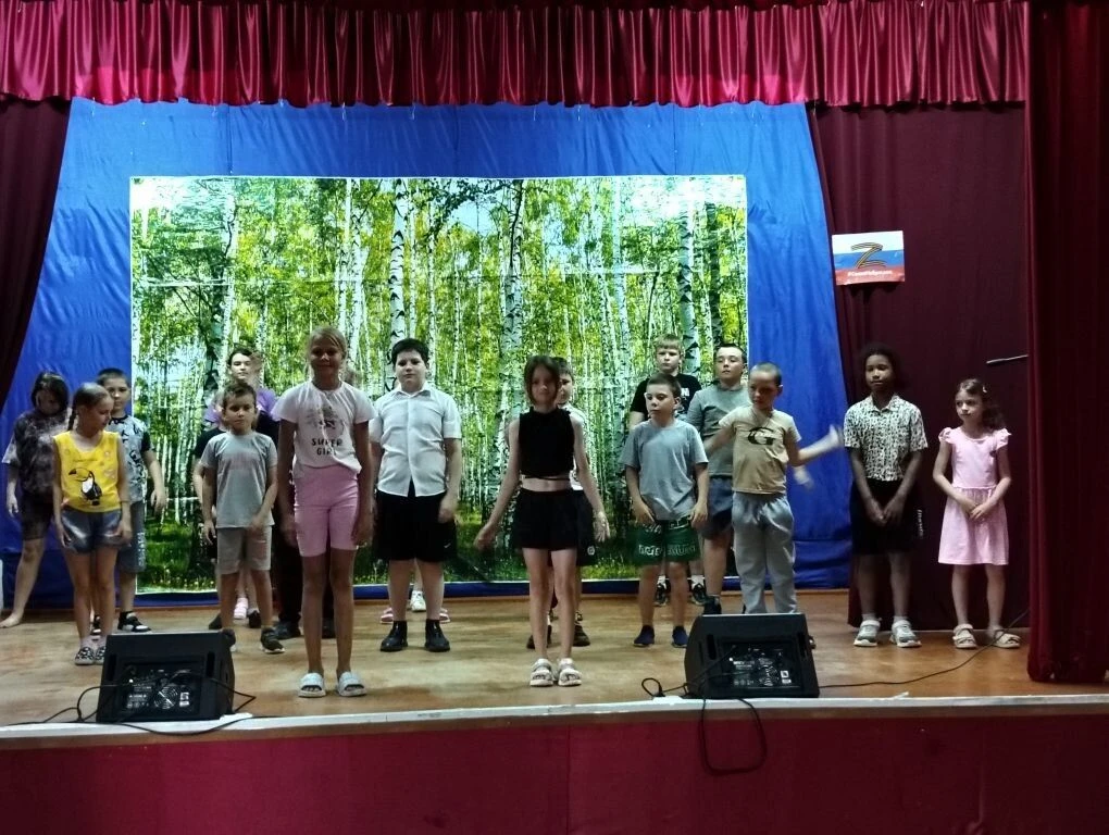 Сегодня в Скуришенском СДК прошла игровая программа "Наше солнечное лето"