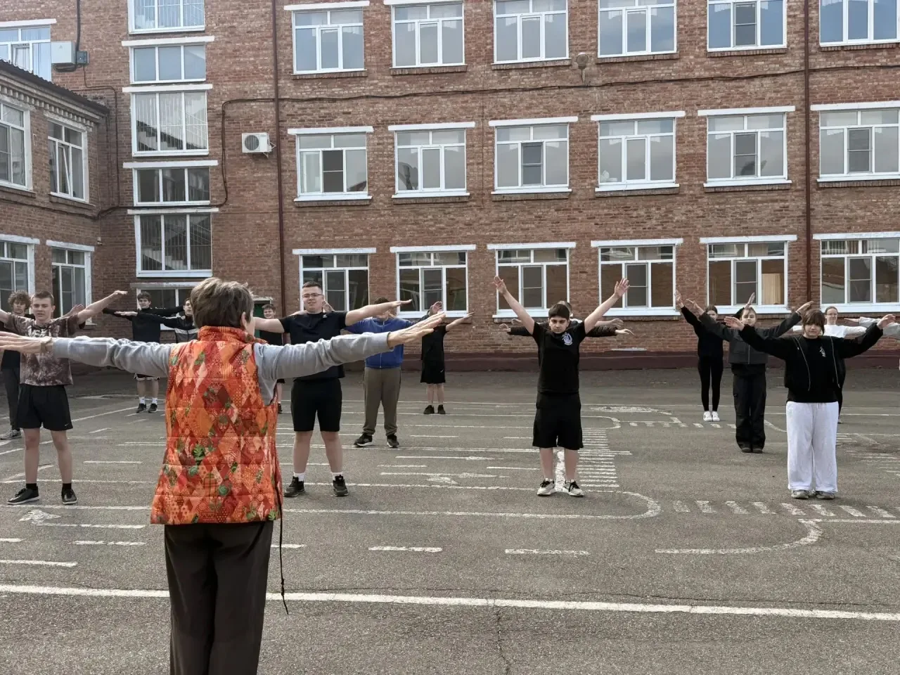 🏃‍♂️✨ День здоровья — мы в игре!🏃‍♂️  Сегодня, 7 апреля, наша школа превратилась в настоящую зону ак
