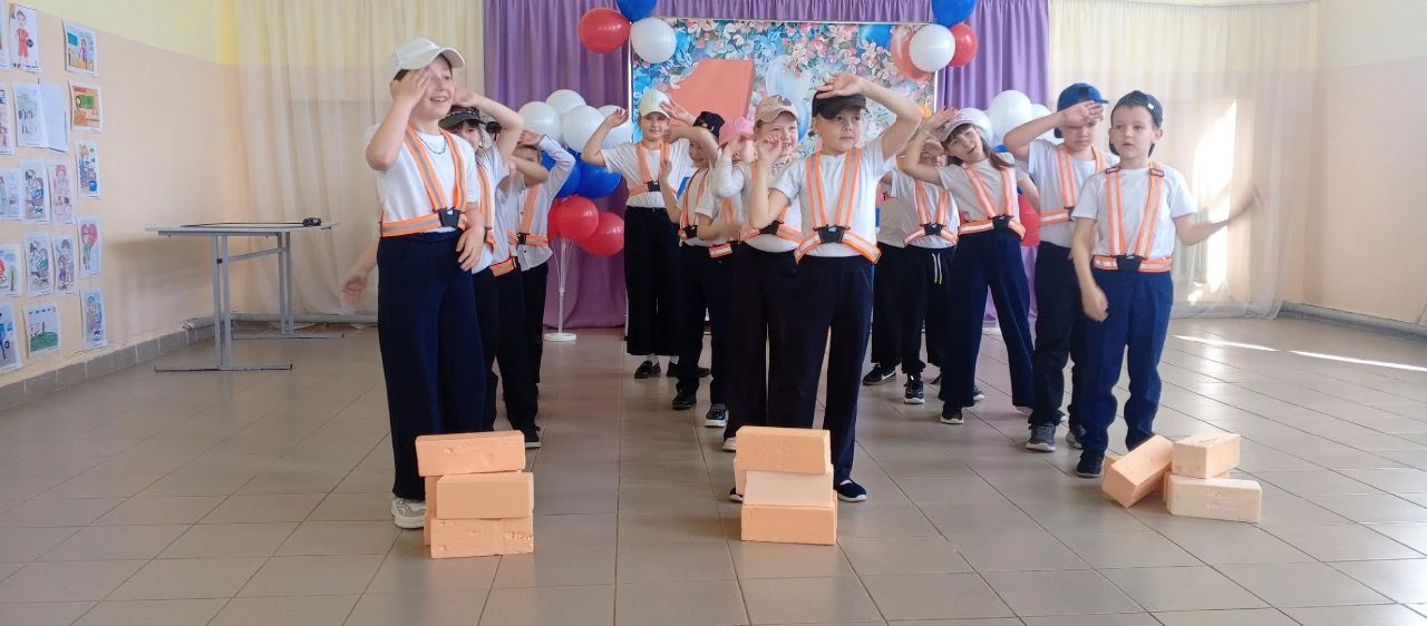 🔥 PROфессию не пропустим: как 1-5 классы зажгли на фестивале «Защита профессий»! 🎭👩‍...
