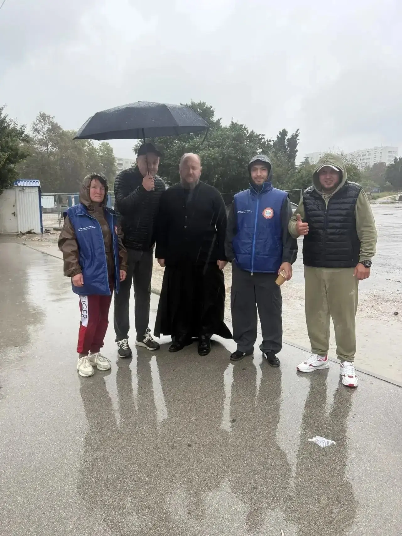 ☔️🕊23 сентября, в дождливый и уже по-осеннему прохладный день, на площади 50-летия ССС...
