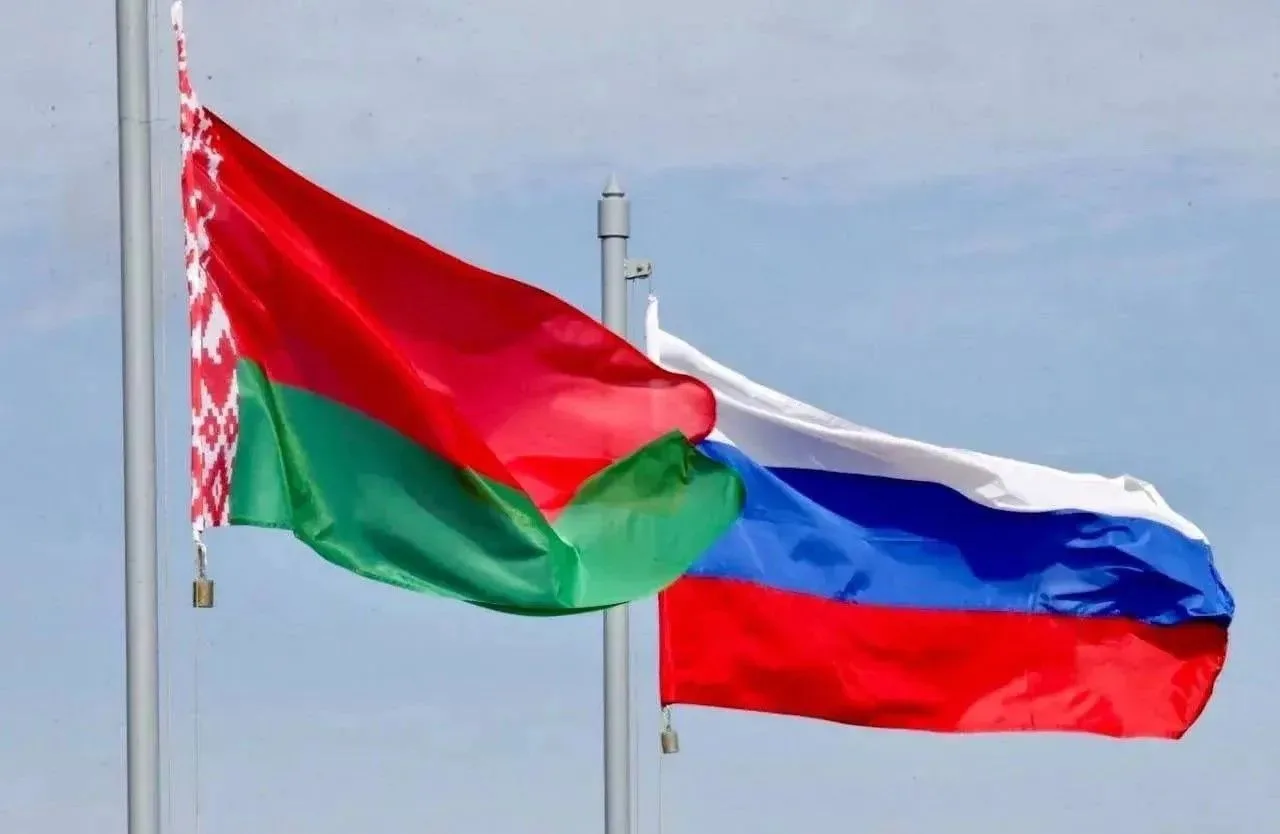 🤝День единения народов России и Беларуси – символ крепкой дружбы и общего будущего! ⁣ 🇷🇺🇧🇾Сегодня, 2