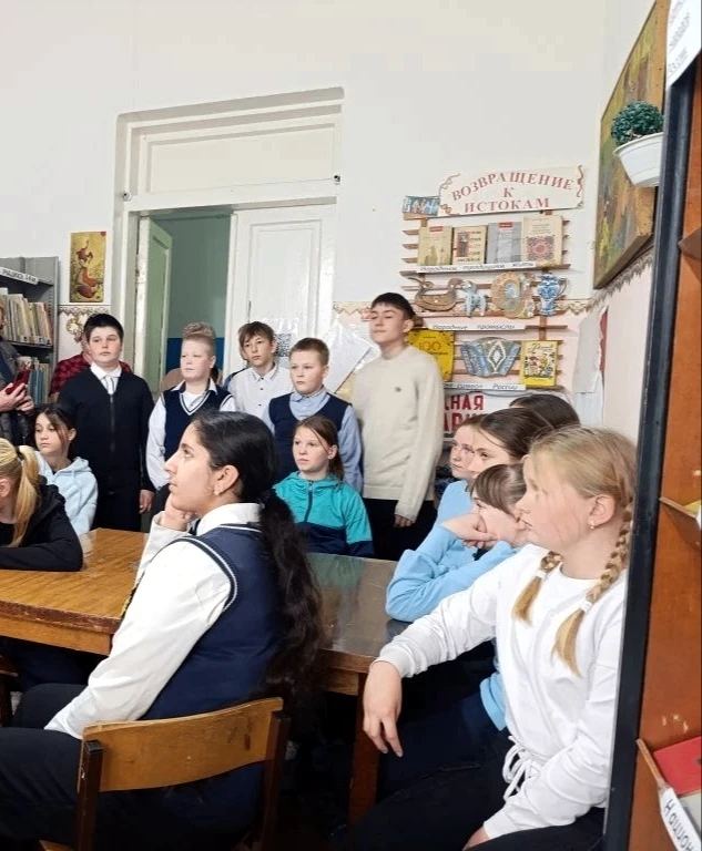#МордовскийМуниципальныйОкруг
#ФольклорнаяпалитраРоссии
17 июля в Новопокровской библиотеке прошло у