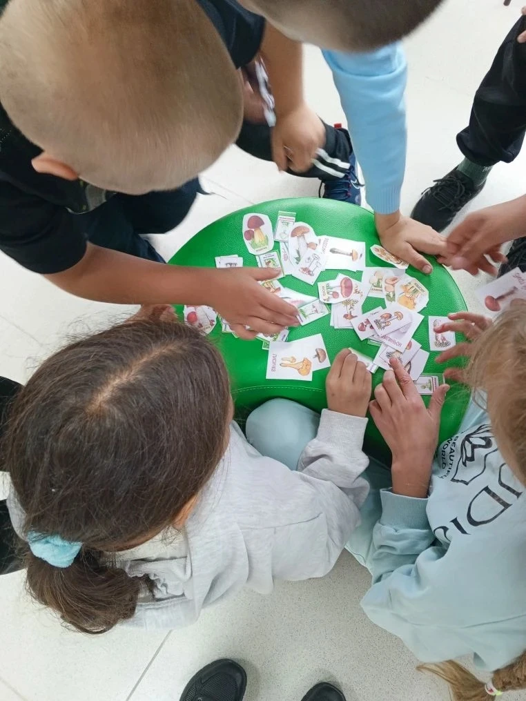 Дневник пришкольного лагеря "КИТ"(Культура. Искусство. Творчество) 🐳🐳🐳

5 июня.
Лето в пришкольно
