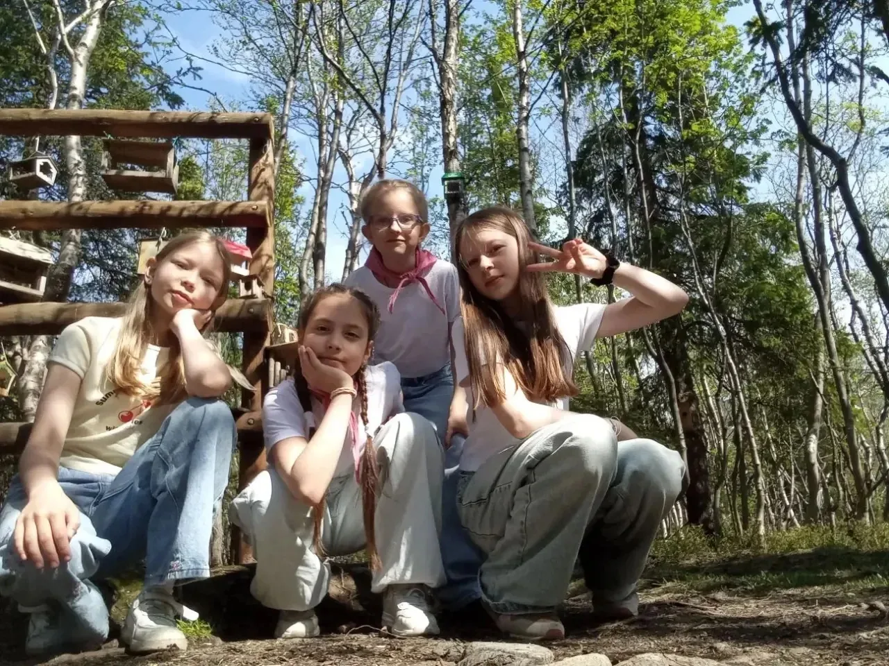 5-й день в лагере "Вокруг лета за 21 день"🌈🌞🦋
События лагеря:
* Торжественное открытие лагерной с