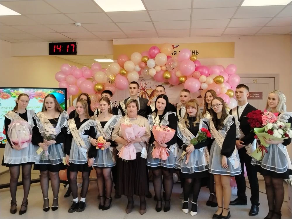 💥 Сегодня,25 мая, в нашей школе прошла торжественная линейка «Последний звонок».