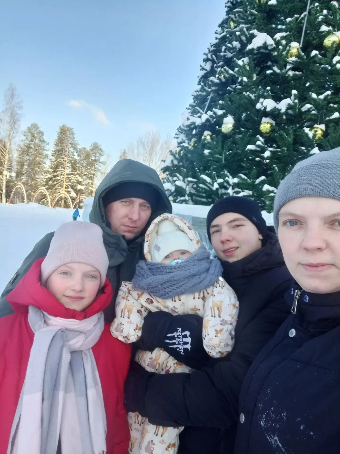 8 июля — День семьи, любви и верности ❤️

Наш фоточеллендж #МояСемьяВОбъективе продолжается! Каждый 