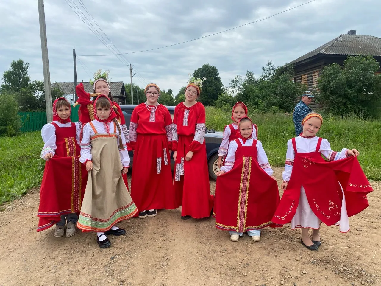 🎶 «Перепелушки» очаровали гостей фестиваля «Несравненная Бикбарда»! 🎶

20 июня родовое имение Дяги