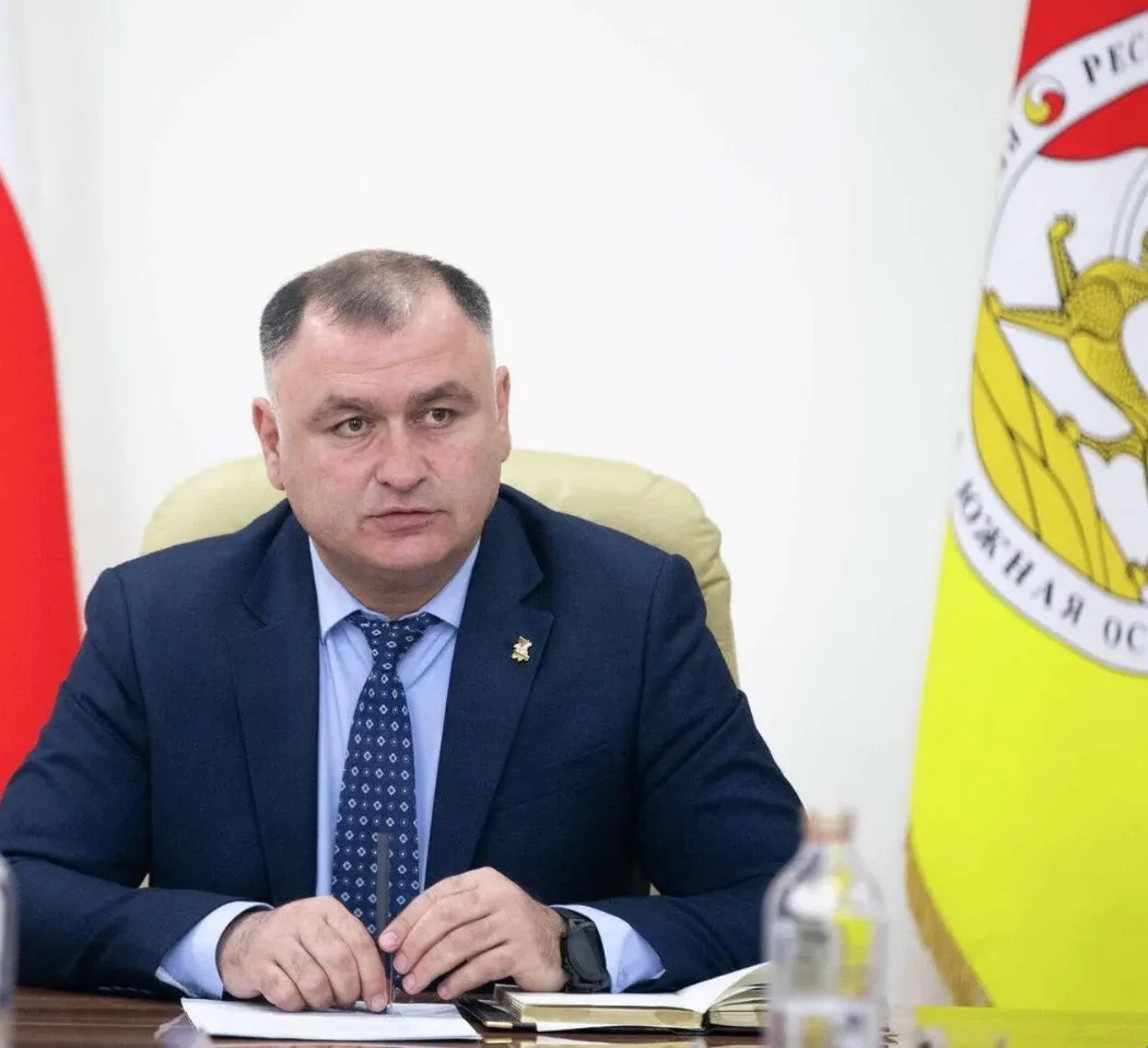 💼 Глава Южной Осетии Алан Гаглоев уходит в отставку