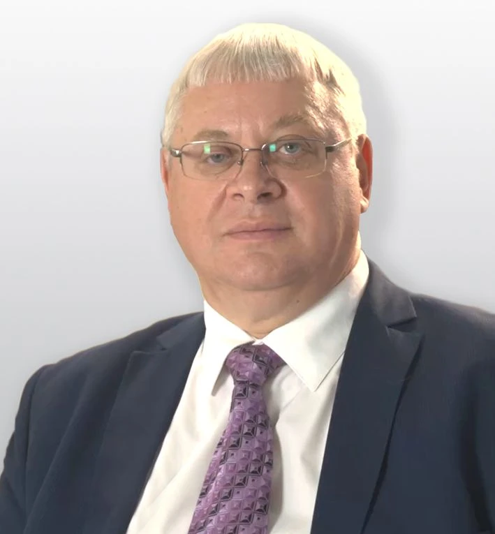 Ректор Самарского политеха Дмитрий Быков поблагодарил студентов и сотрудников университ...