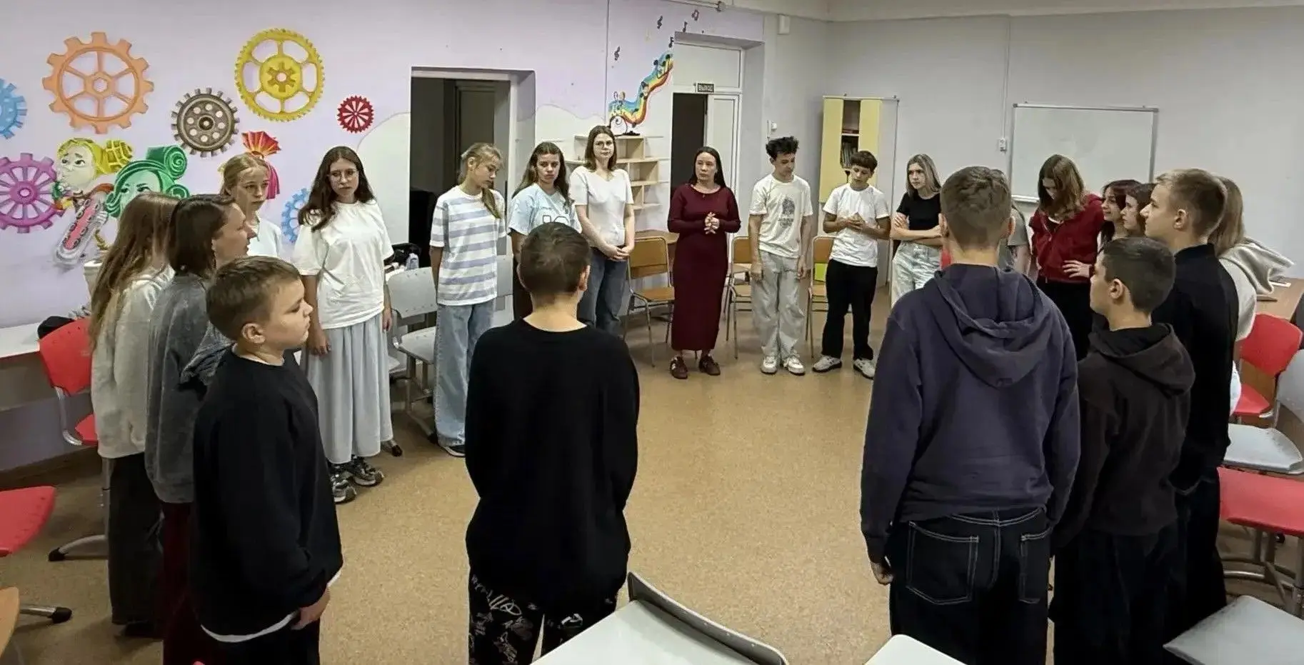 Сегодня на базе МБУ Центр «Парус» прошел тренинг на сплочение для учеников 7 класса МБО...