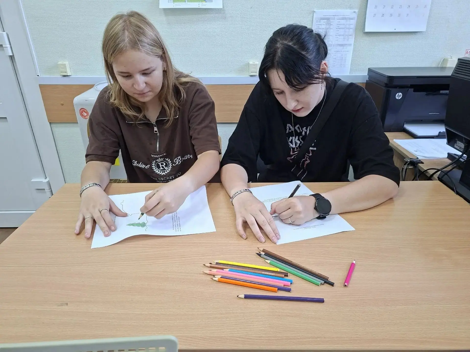 🪄От рисунка к будущему: как подростки учились строить свой жизненный план🪄 

🧩 В рамках программы