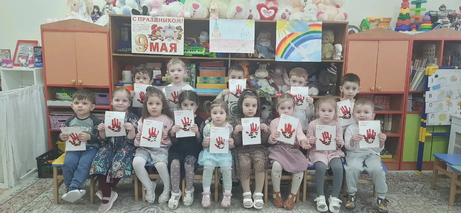 На кануне празднования Дня Победы ощущение праздника есть у всех - у взрослых и детей.
