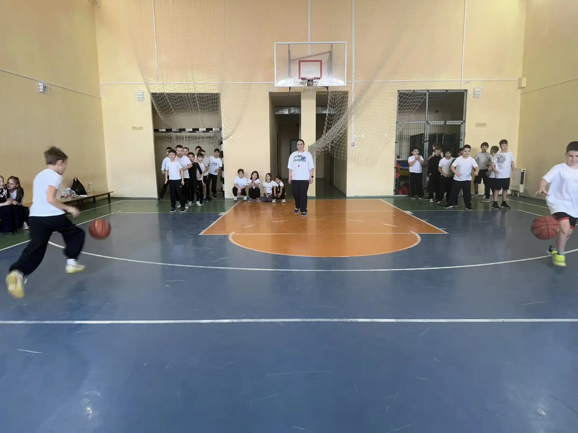 🏃🏃‍♀️Весёлые старты прошли в начальных классах, посвящённые Дню Защитника Отечества!!!🇷🇺💪 🏆Веселые с