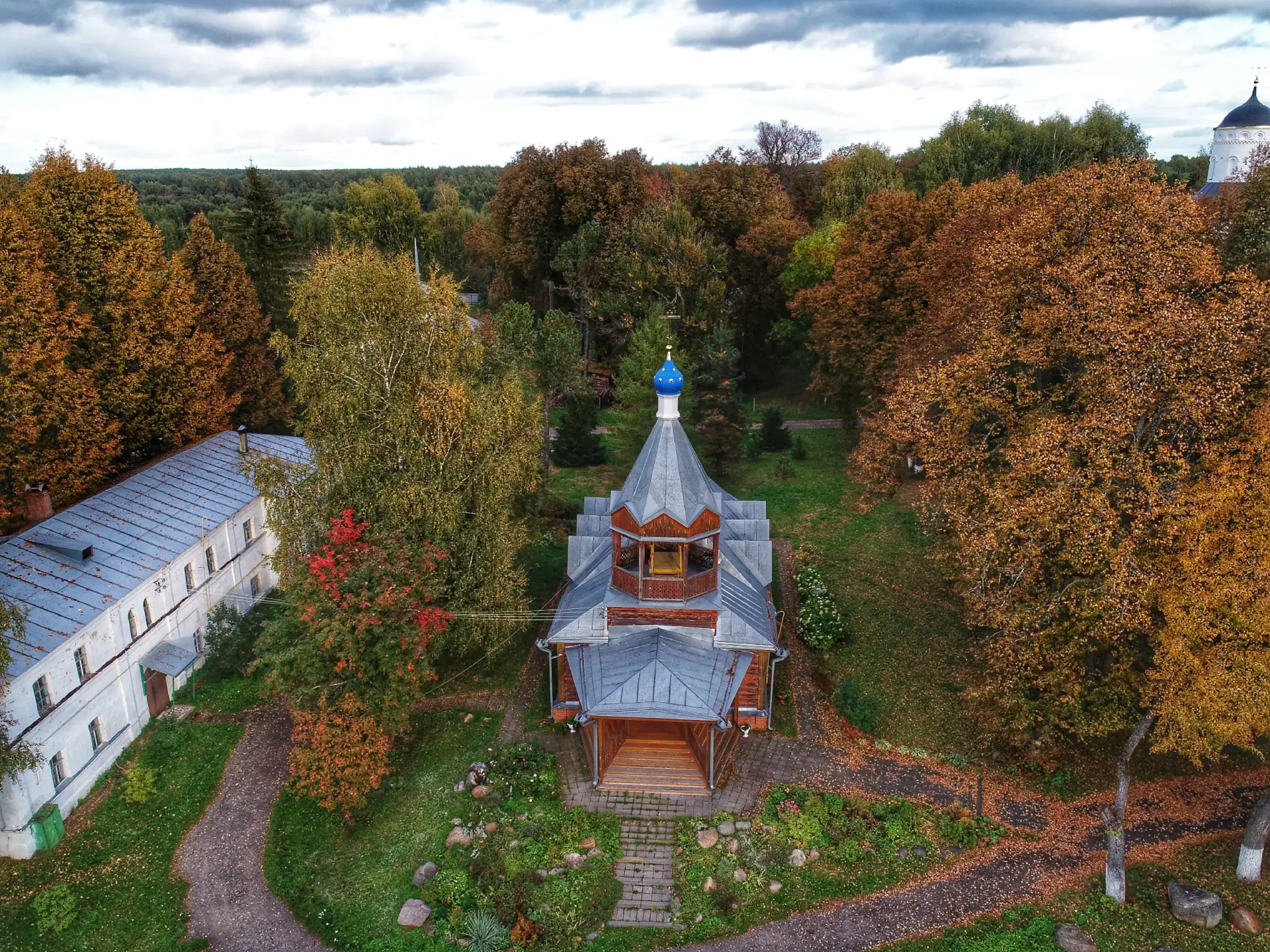 Николо-Бабаевский монастырь в посёлке Некрасовском Ярославской области.