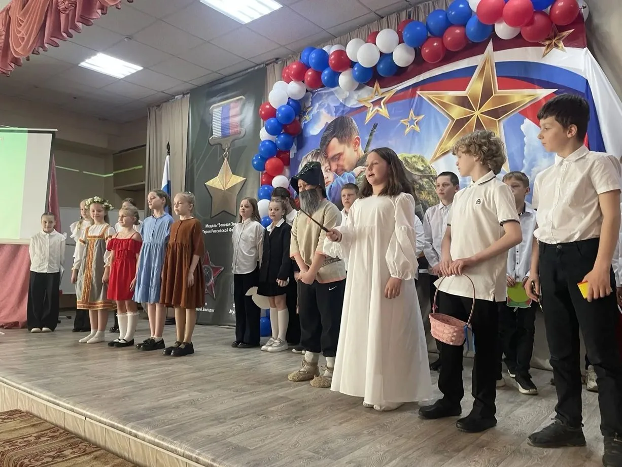 Сегодня защитили коллективные проекты учащиеся 3 классов. Итоги подведены среди учащихся 2 и 3 класс