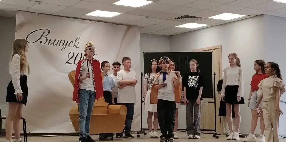 Ученики 5 "М" класса с интересом и увлечением учились весь год, активно участвовали в творческой жиз