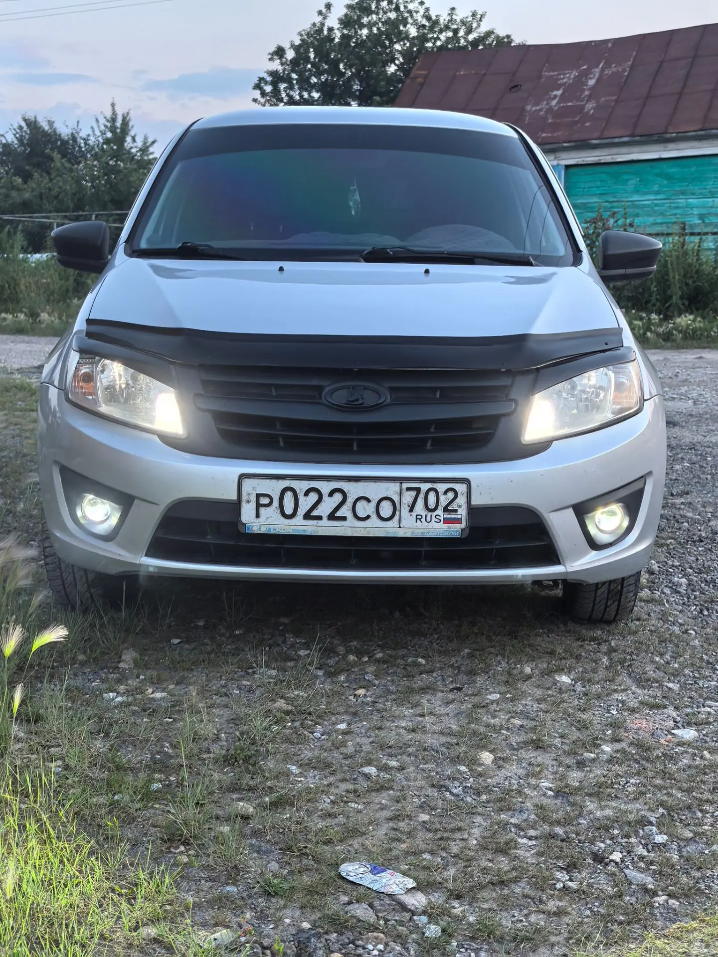 Продам гранту 15 год.140т.пробег.