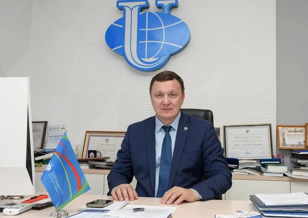 🇷🇺Директор Сочинского института РУДН Александр Тимофеевич Петенко вошел в состав Совета при Губерн