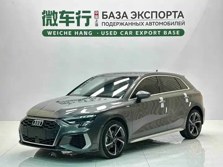 Немецкий премиальный хэтчбек! Audi A3 Sportback — стиль, динамика и спортивный характер.

🇩🇪 Audi 