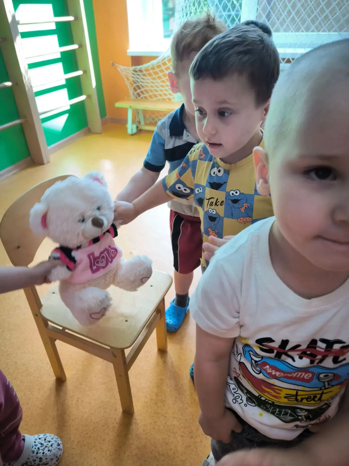 🐻🌧️ Первое занятие — в гостях у Мишки!