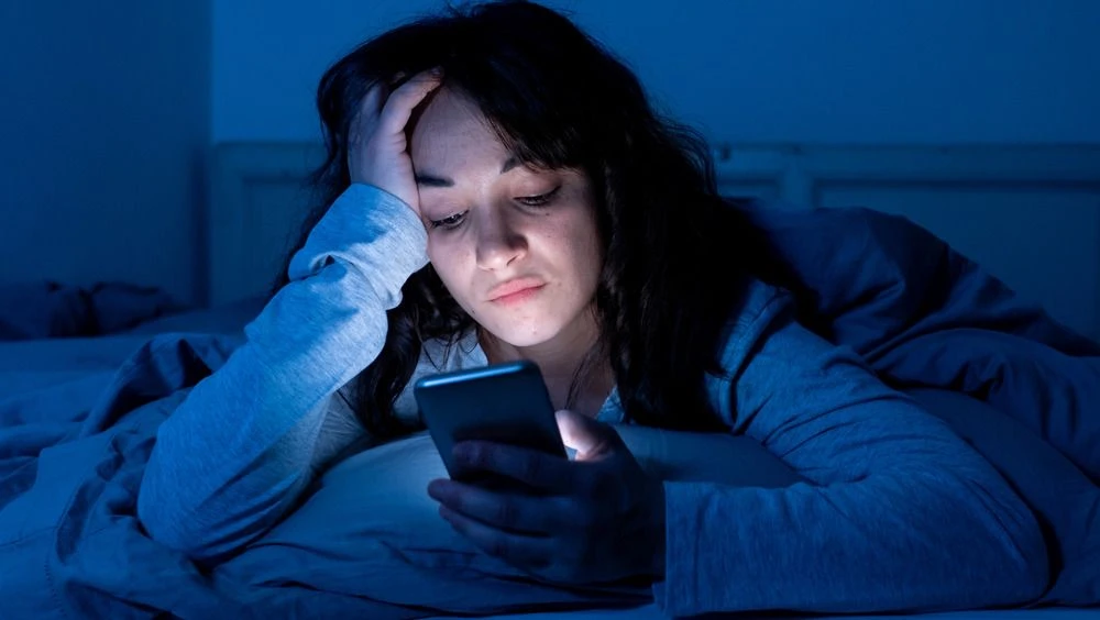 🧠Ученые открыли «ночной баг» в нашей голове из-за которого мы совершаем самые дикие глупости в жизн