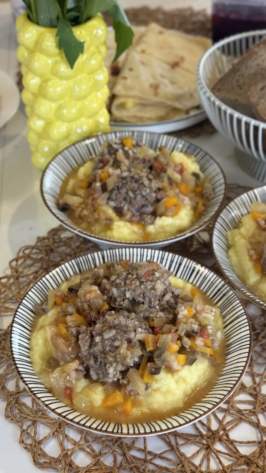 Я сегодня подсобный рабочий + повар 🧑‍🍳