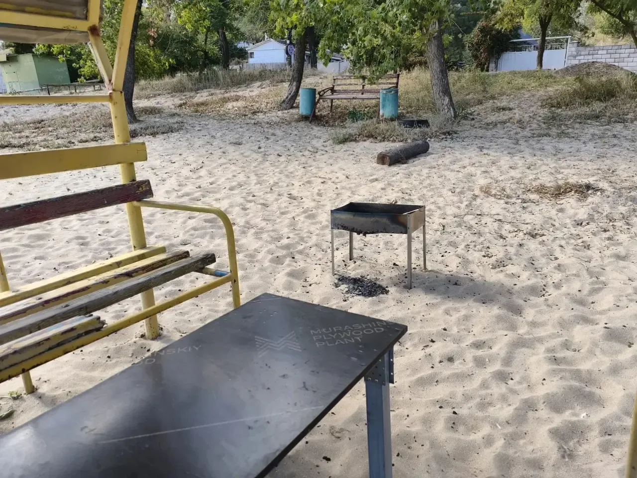 На песчанке ....