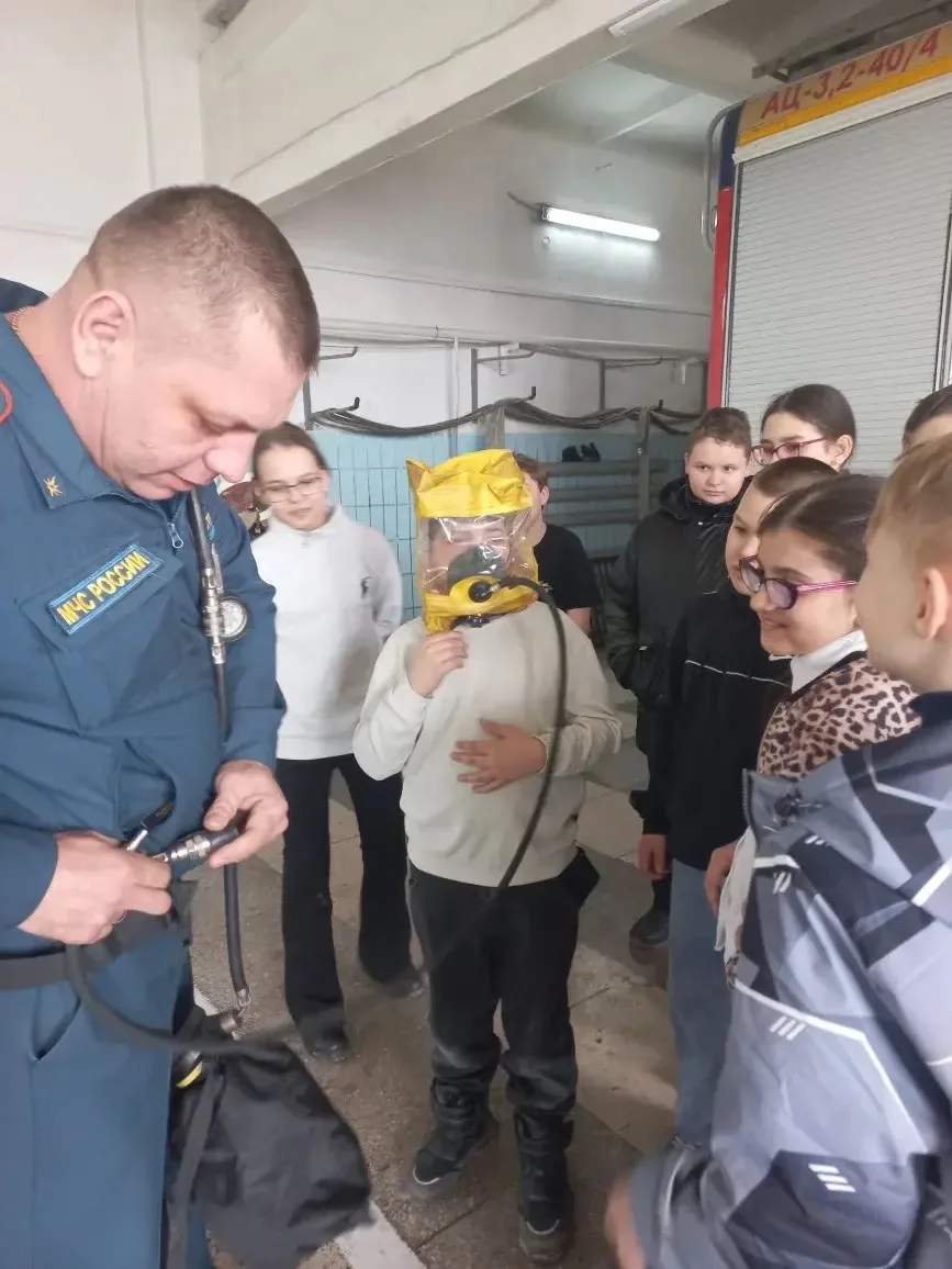 🔥 Экскурсия 5д класса в пожарную часть 🔥 17 марта ученики 5д класса отправились на увлекательную экс