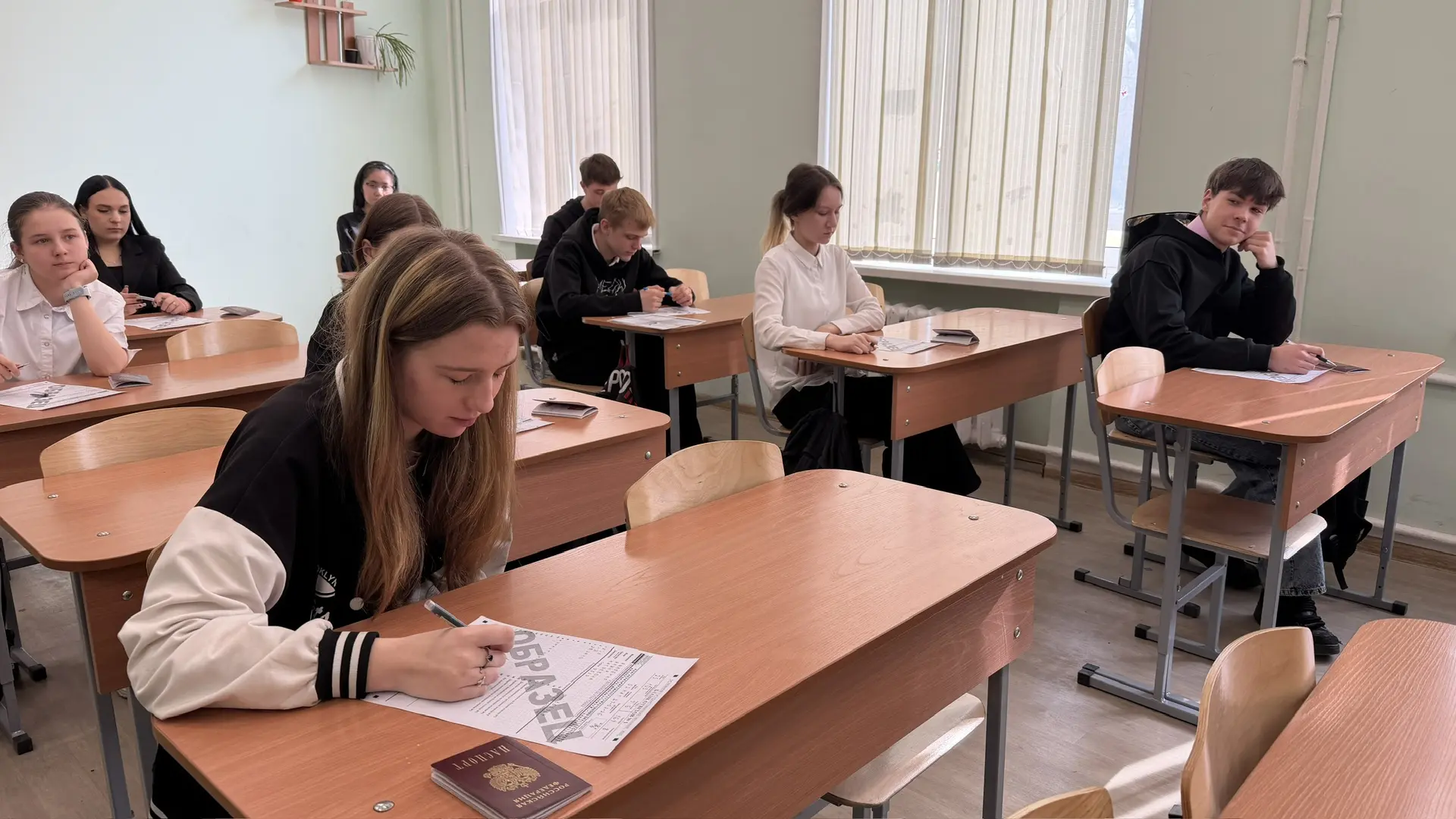 Сегодня в ППЭ №164 на базе школы № 17 прошло важное событие для будущих выпускников! 🏫  Наш пункт пр