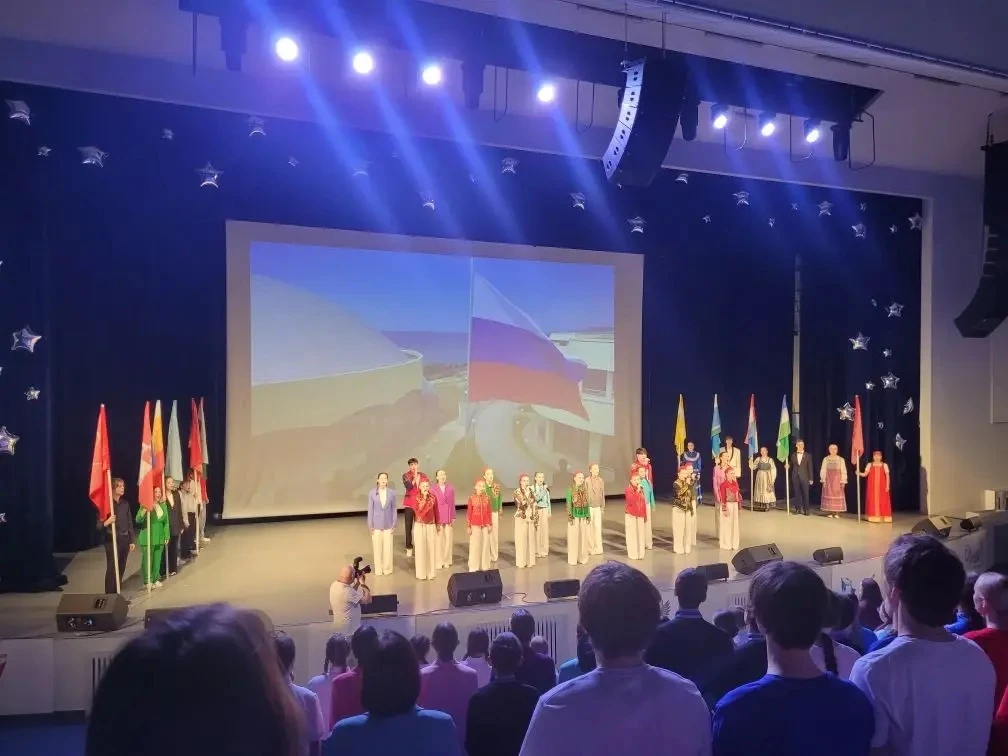 Наши в Орленке. Открытие смены