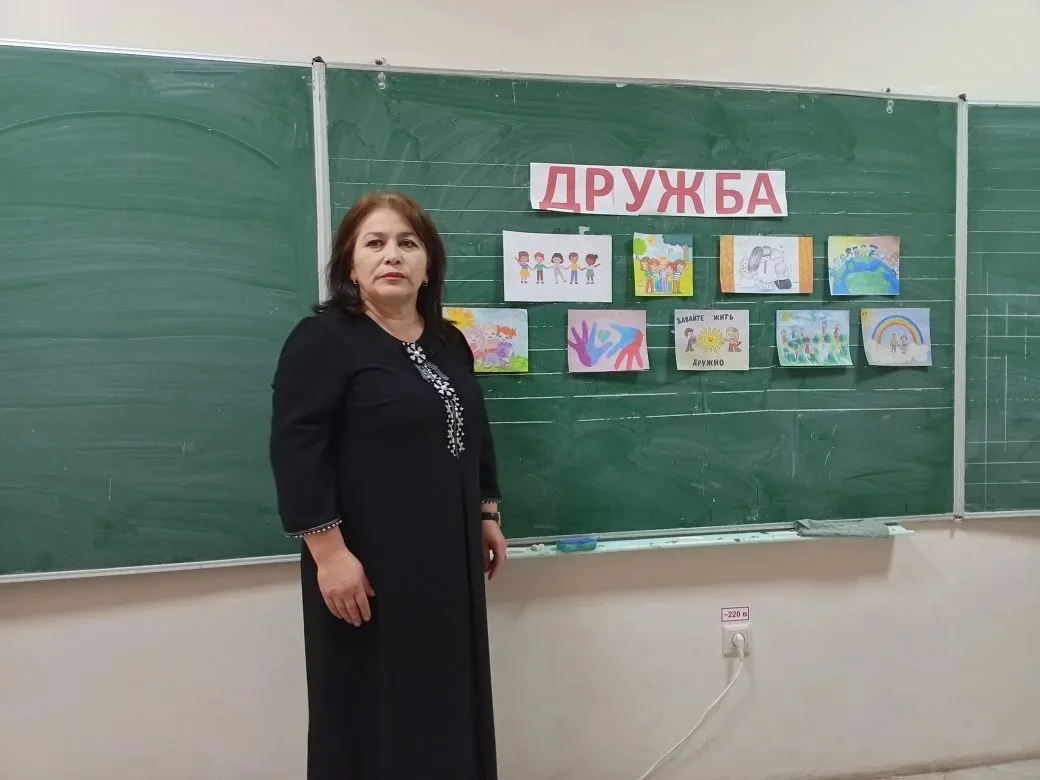 В МБОУ "СОШ с. Чапаевское им. Хачирова И. А." педагогом-психологом Боташевой Т.А. в 3 к...