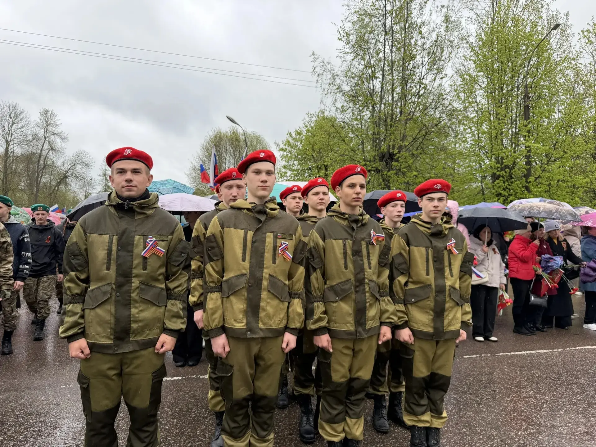 🔥 Пламя памяти: юнармейцы и коллектив СУВУ на митинге в честь 81-й годовщины Победы