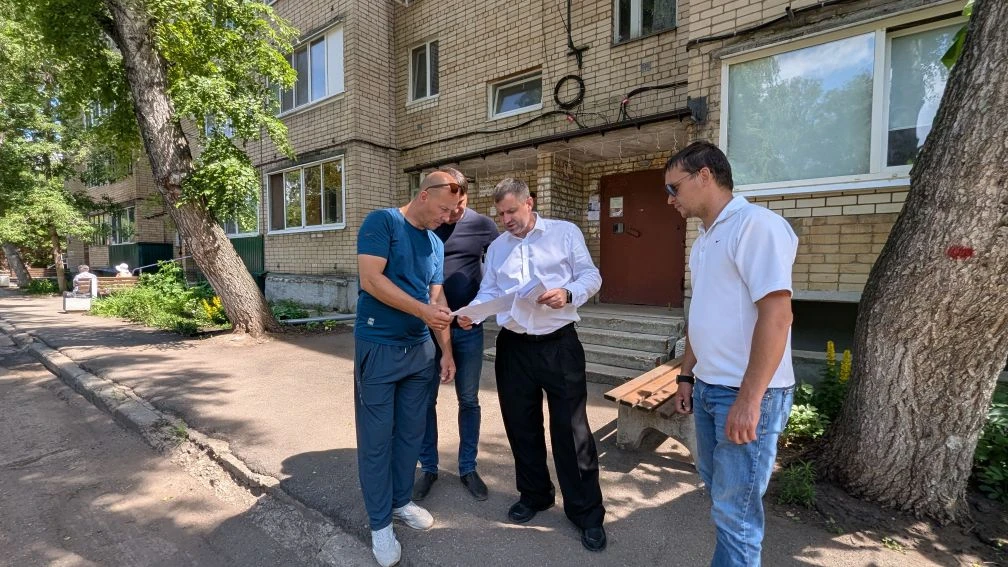 На улице Трнавской рабочие начали ремонт дворовой территории

Сегодня рабочие демонтируют бортовой к