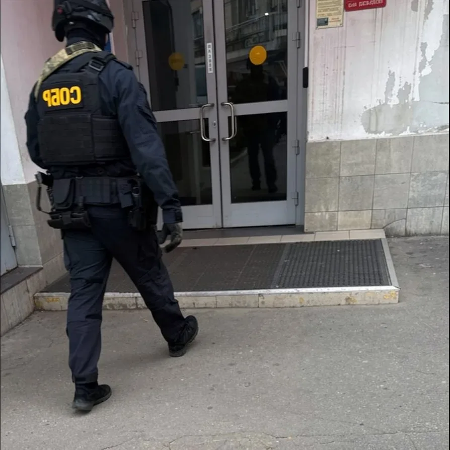 😱 Обыски прошли на московской «Горбушке» этой ночью по делу о нелегальных криптообменн...