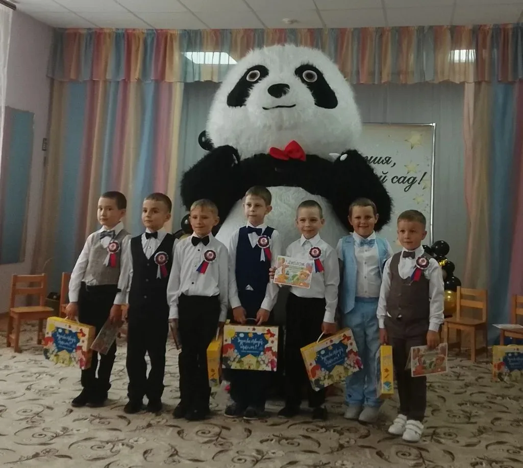 Делимся ещё интересными моментами Выпускного бала.