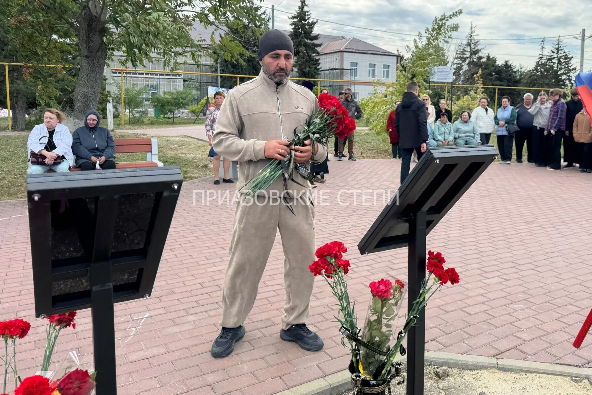 🙏В селе Кухаривке Ейского района открыли Аллею Памяти