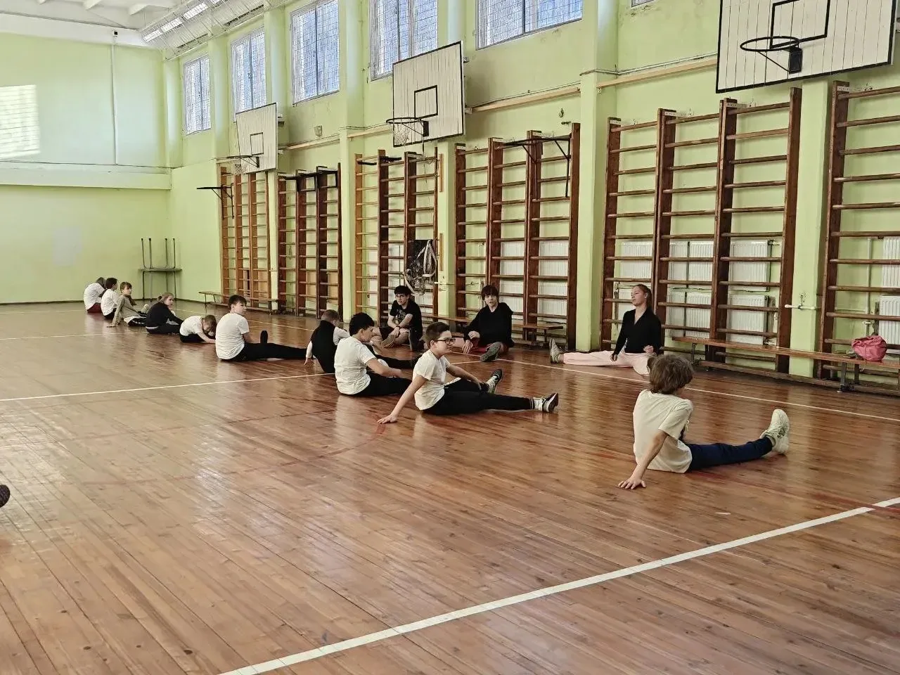 Урок здоровья от десятиклассников! ⚡  В нашей школе прошел уникальный интерактивный урок! В рамках р