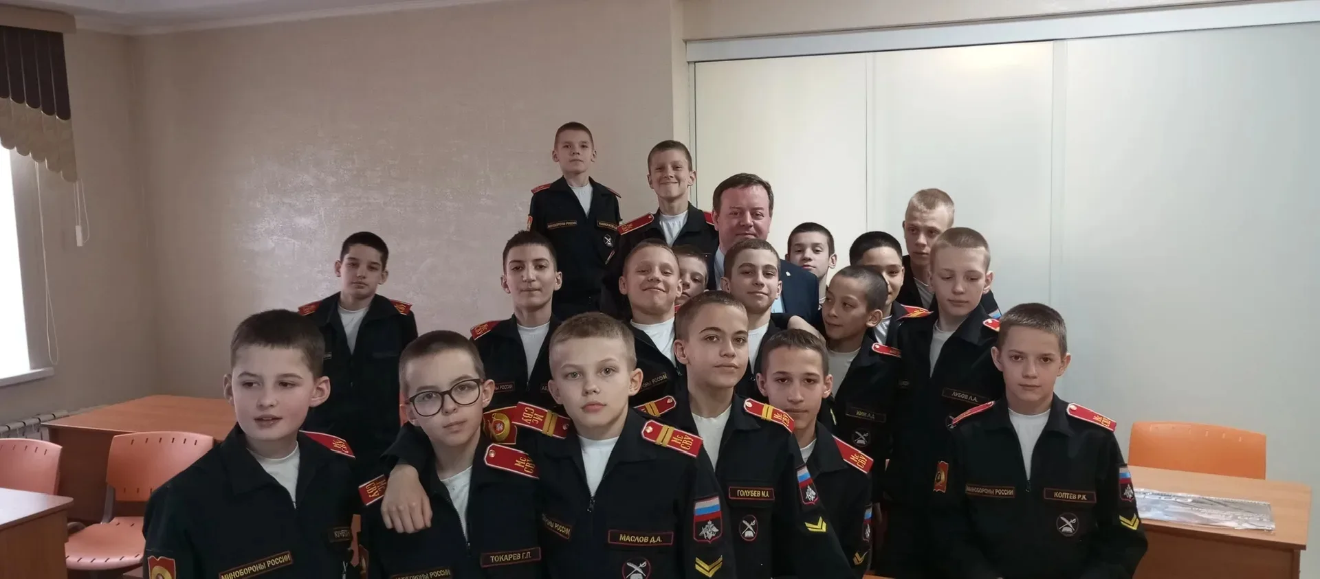 2 апреля при содействии ВПО «Авангард Отечества» в Московском суворовском военном учили...