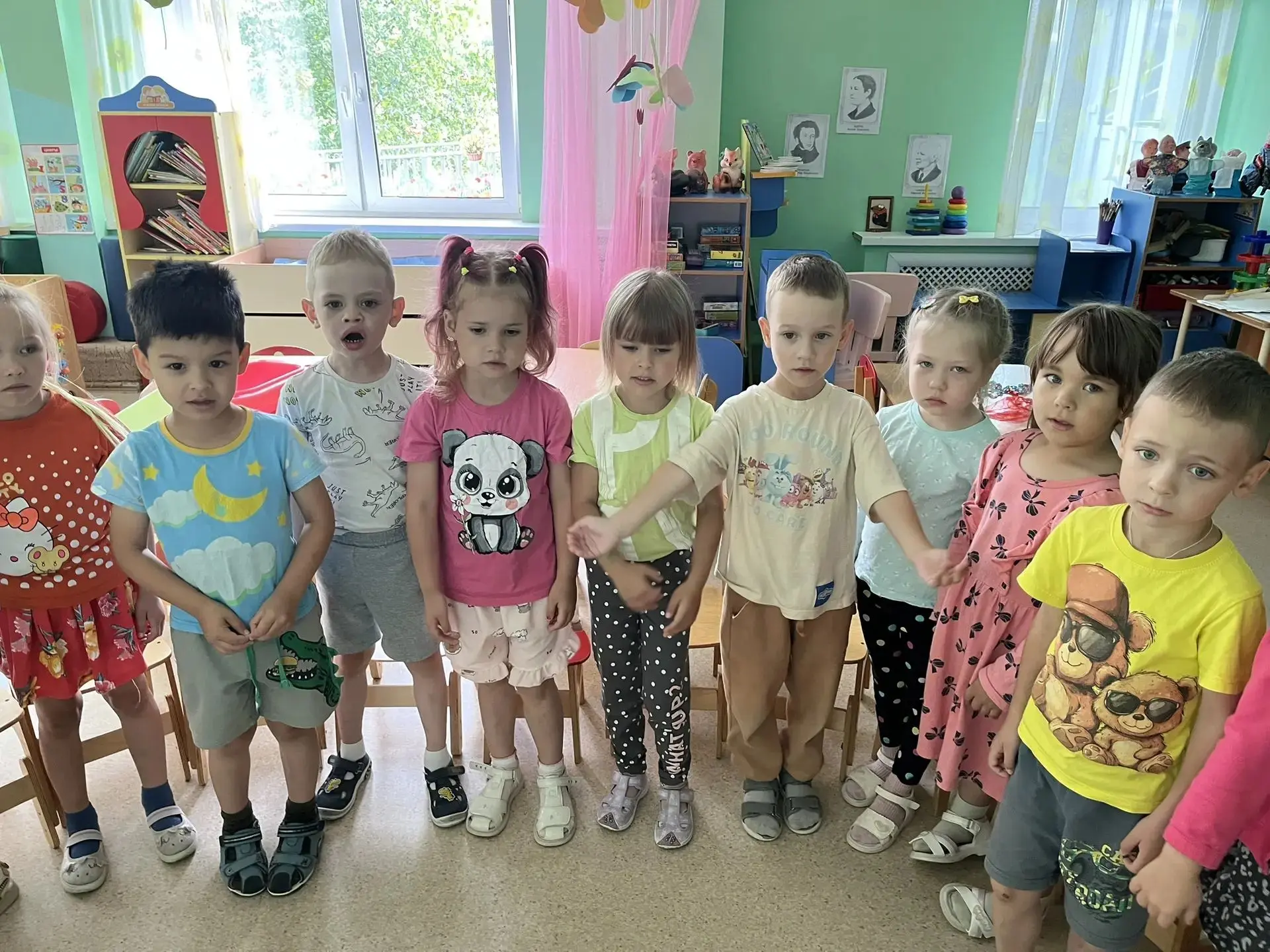 🗺️ ПУТЕШЕСТВИЕ В СТАРИНУ: КАК ЖИЛИ ЛЮДИ РАНЬШЕ?

Наши ребята из средних групп отправились в необычн