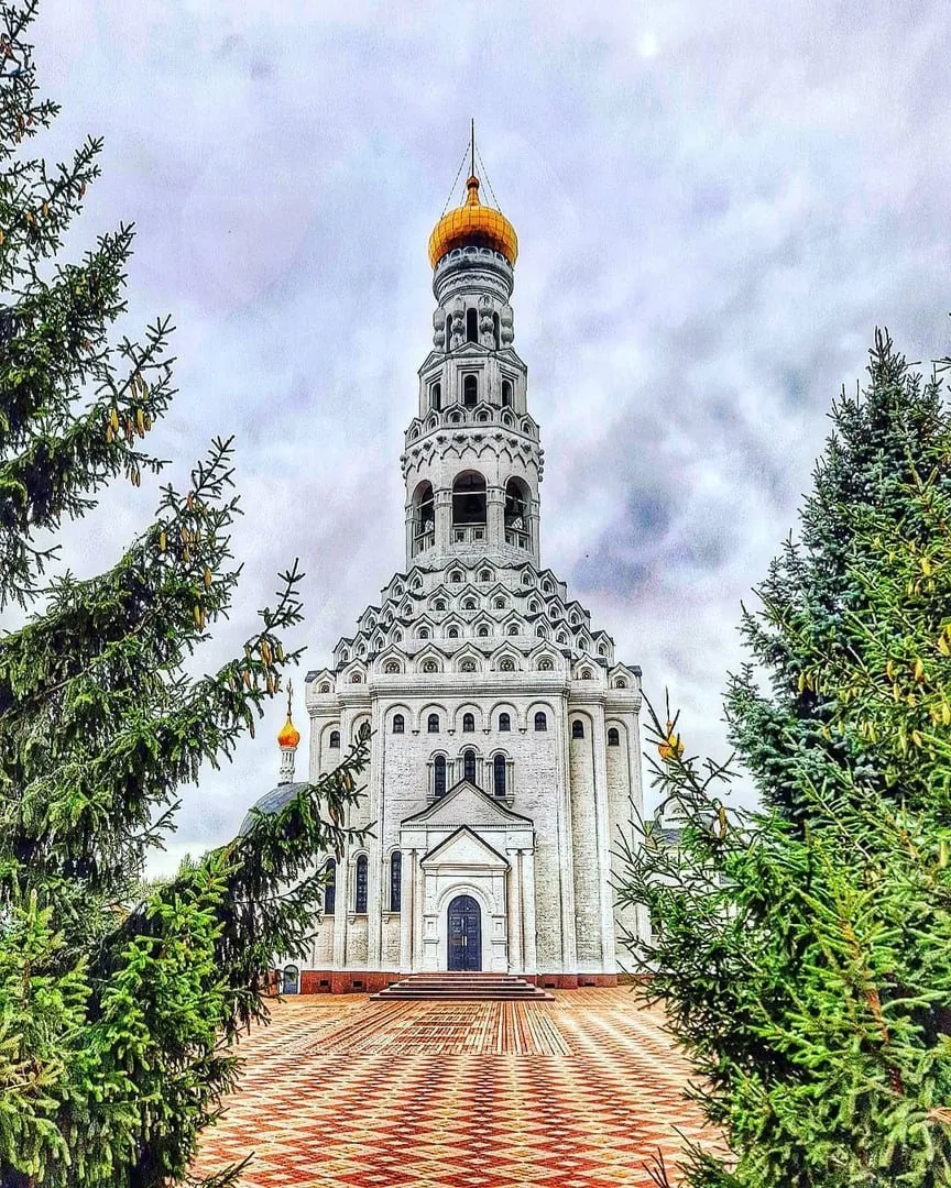 Храм святых апостолов Петра и Павла 😍