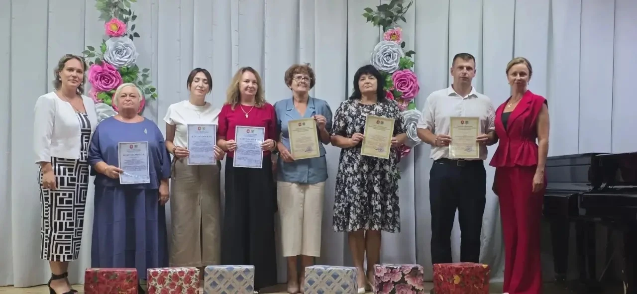 💐 Приближается один из самых значимых дней в году – праздник, с которого начинается дл...