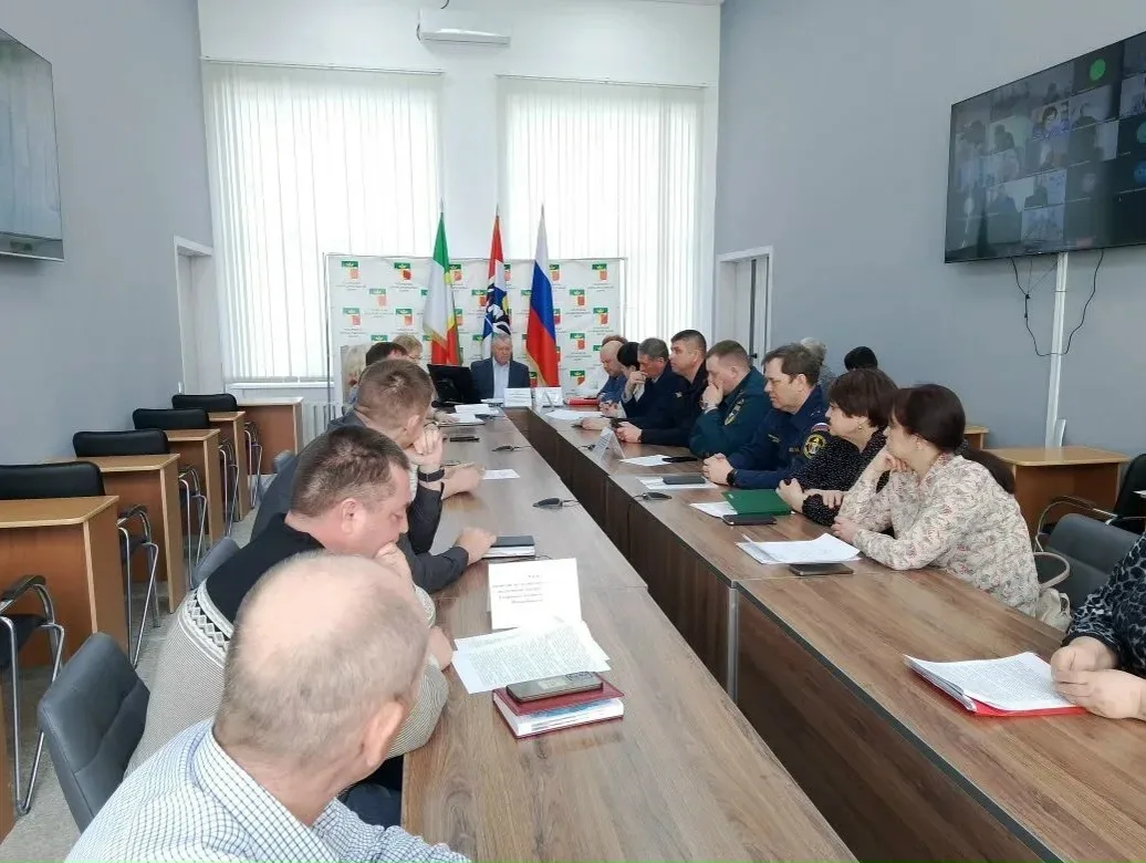 В Татарском округе введён режим повышенной готовности из-за угрозы мусорного коллапса